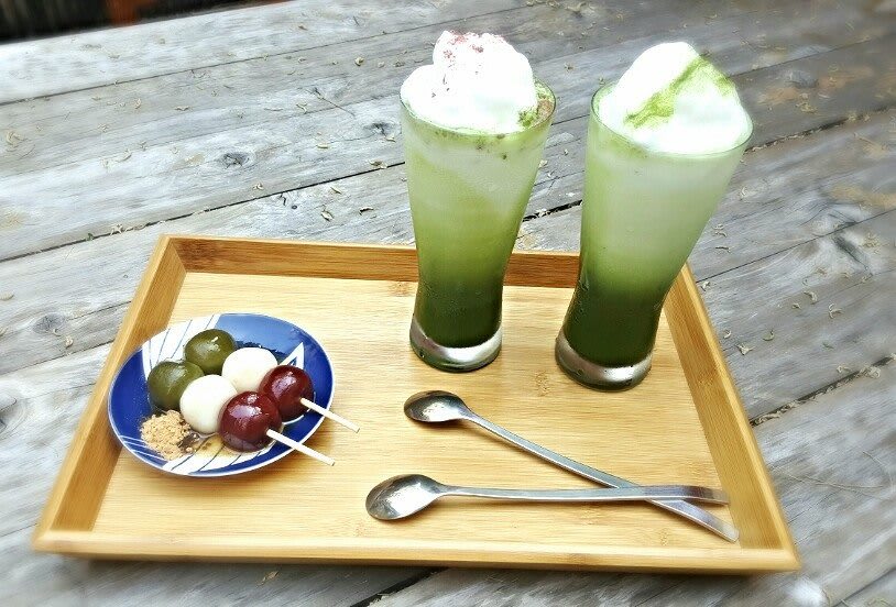 Le Naturalisme Iced matcha and dango