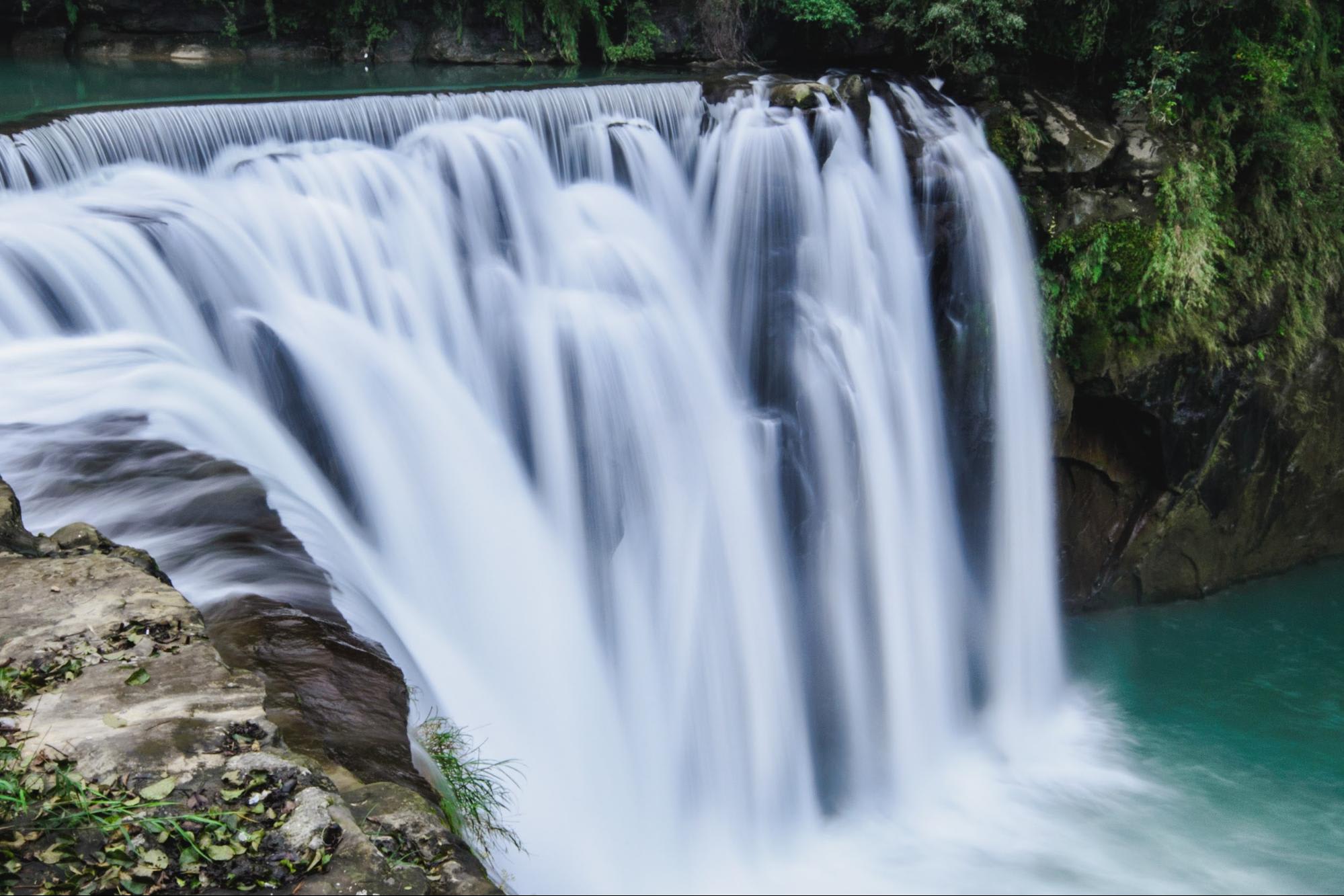 shifen waterfalls