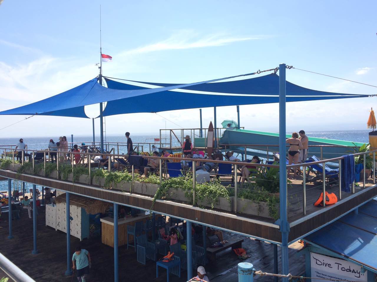 Bali Lembongan Cruise Pontoon