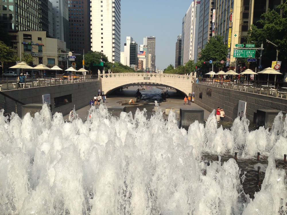 Cheonggyecheon Stream Cheonggyecheon Stream