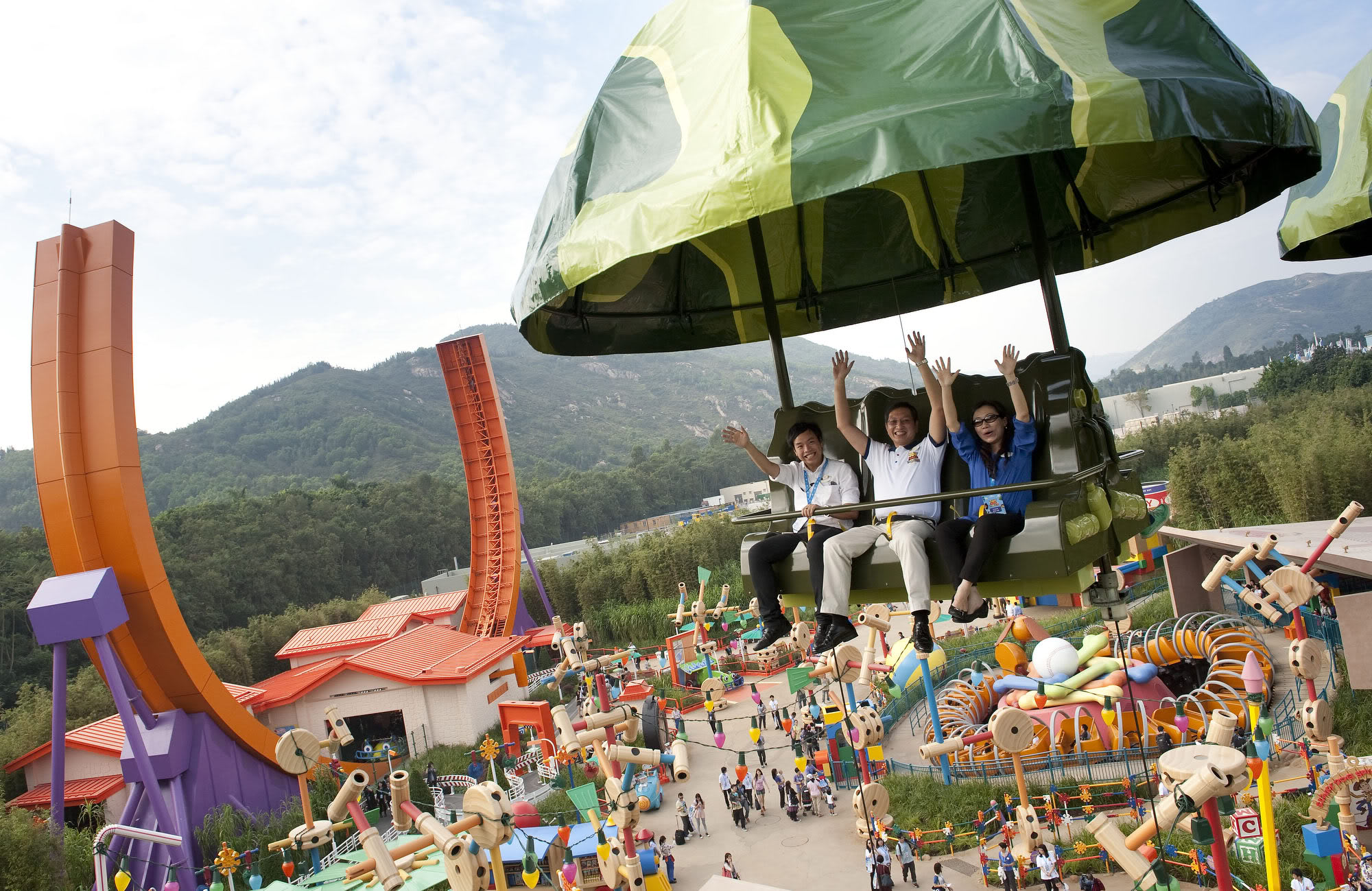 The Complete Guide To Hong Kong Disneyland - Klook Travel Blog