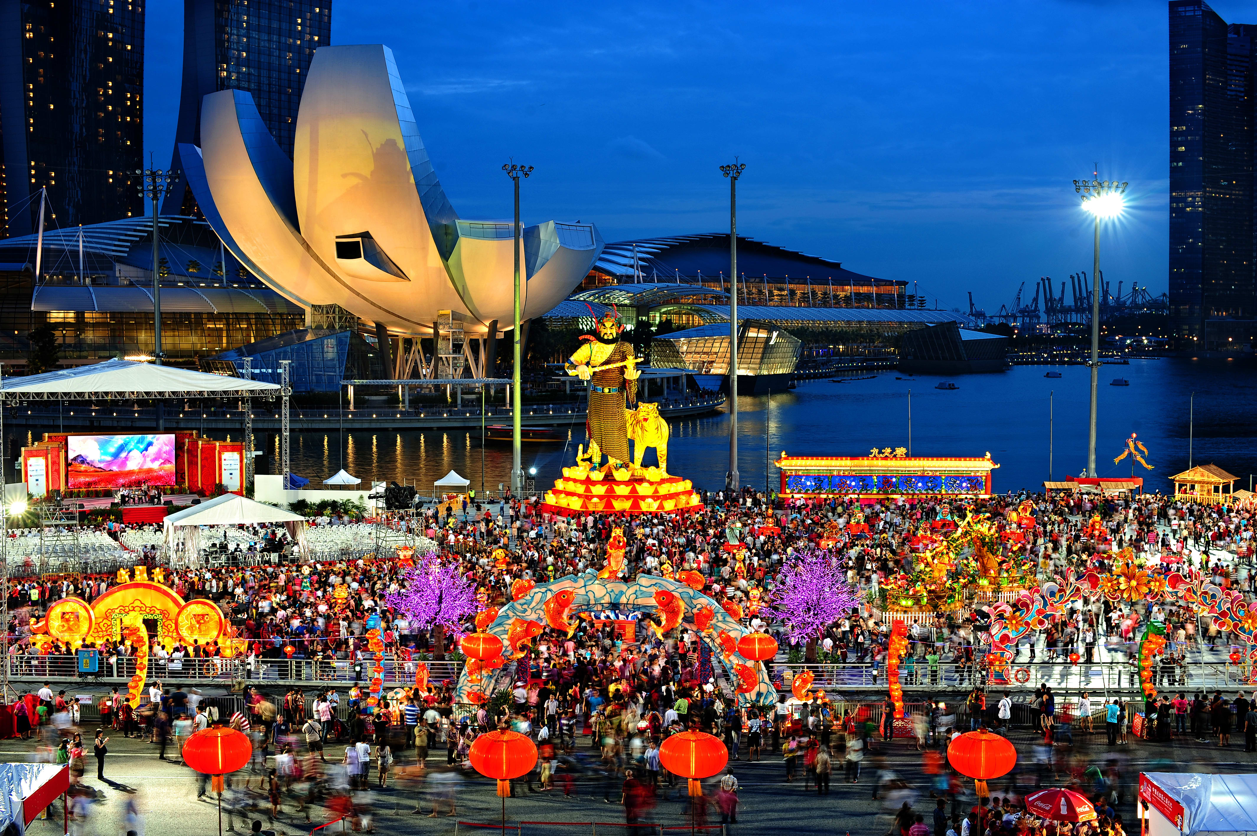 Singapura: Dua Festival untuk Satu Perayaan Besar