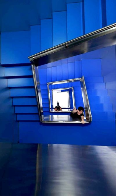 Explore 27 uniquely themed rooms featuring immersive 720° projections and holograms