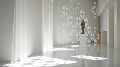 曼谷當代藝術館 (MOCA BANGKOK)，建築、藝術與情感在此交會