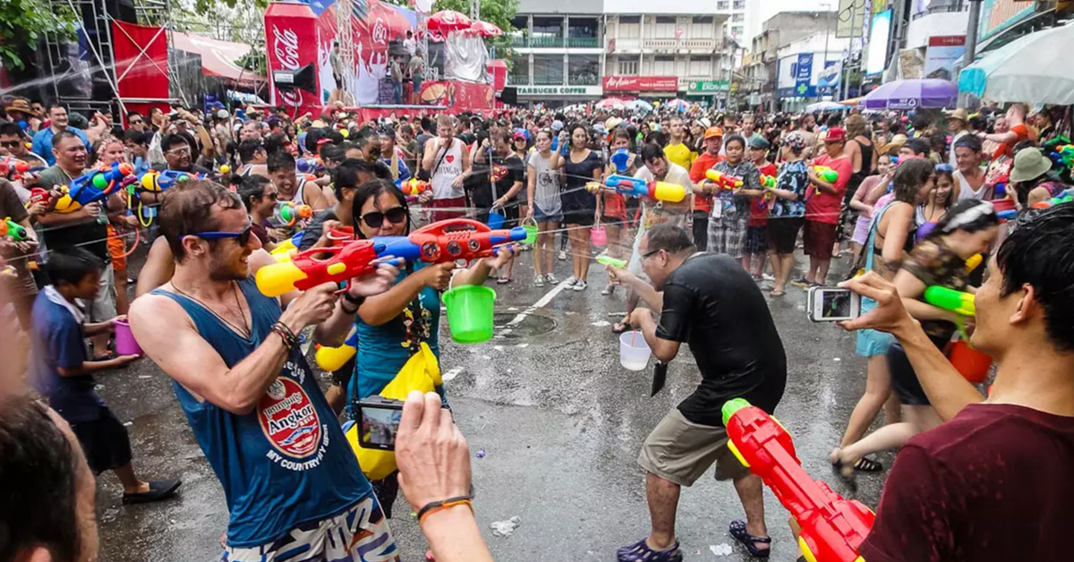 You Re Guaranteed A Soaking Good Time At Songkran Festival Thailand 2019 Klook Travel Blogklook Travel