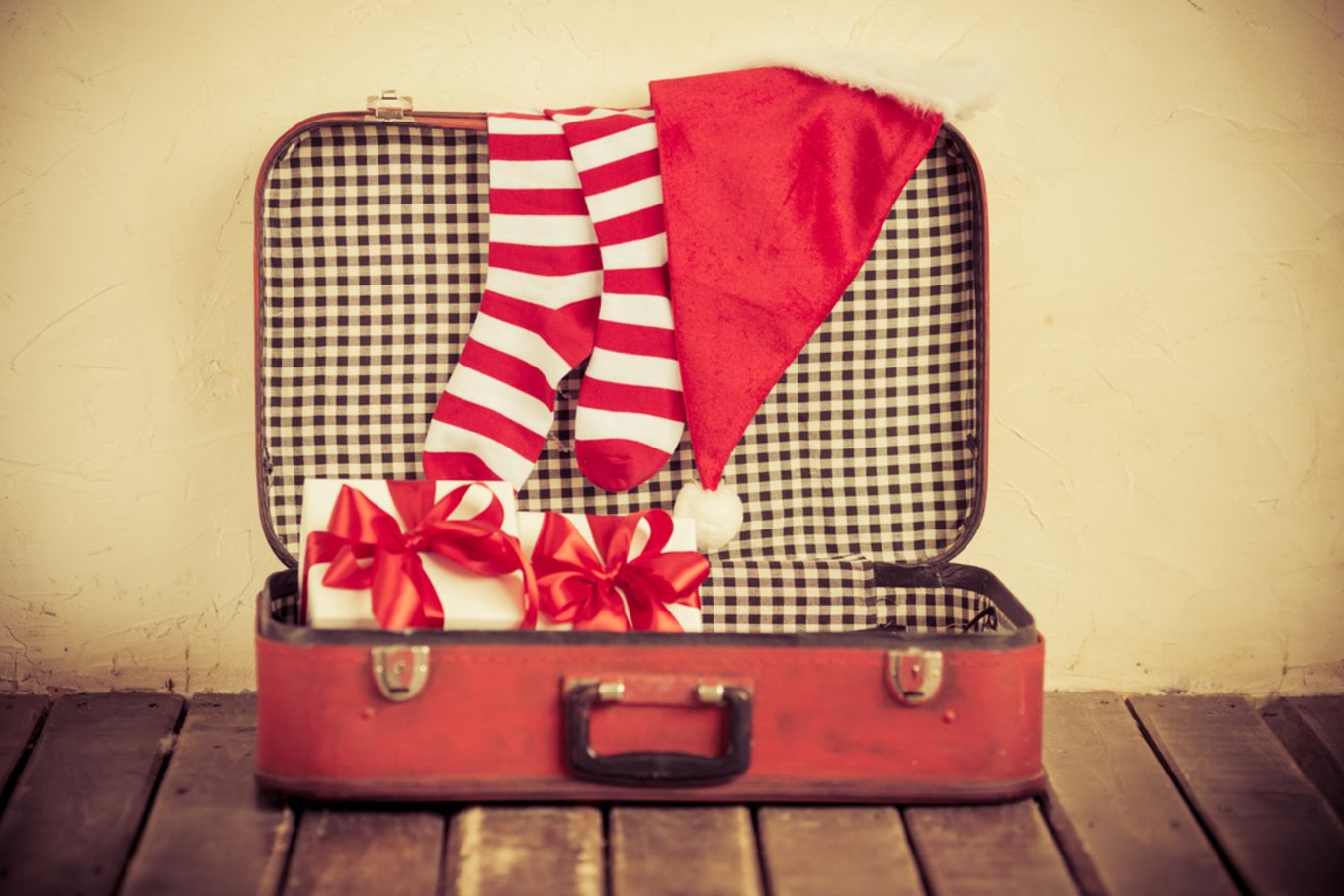 christmas suitcase1