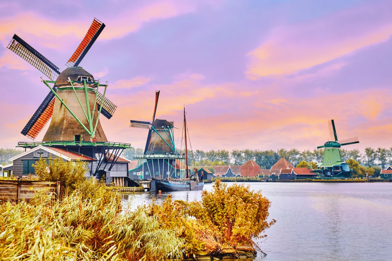 Amsterdam Feature