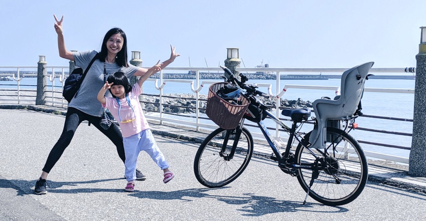 Alicia solo travel with 3 year old in Taiwan