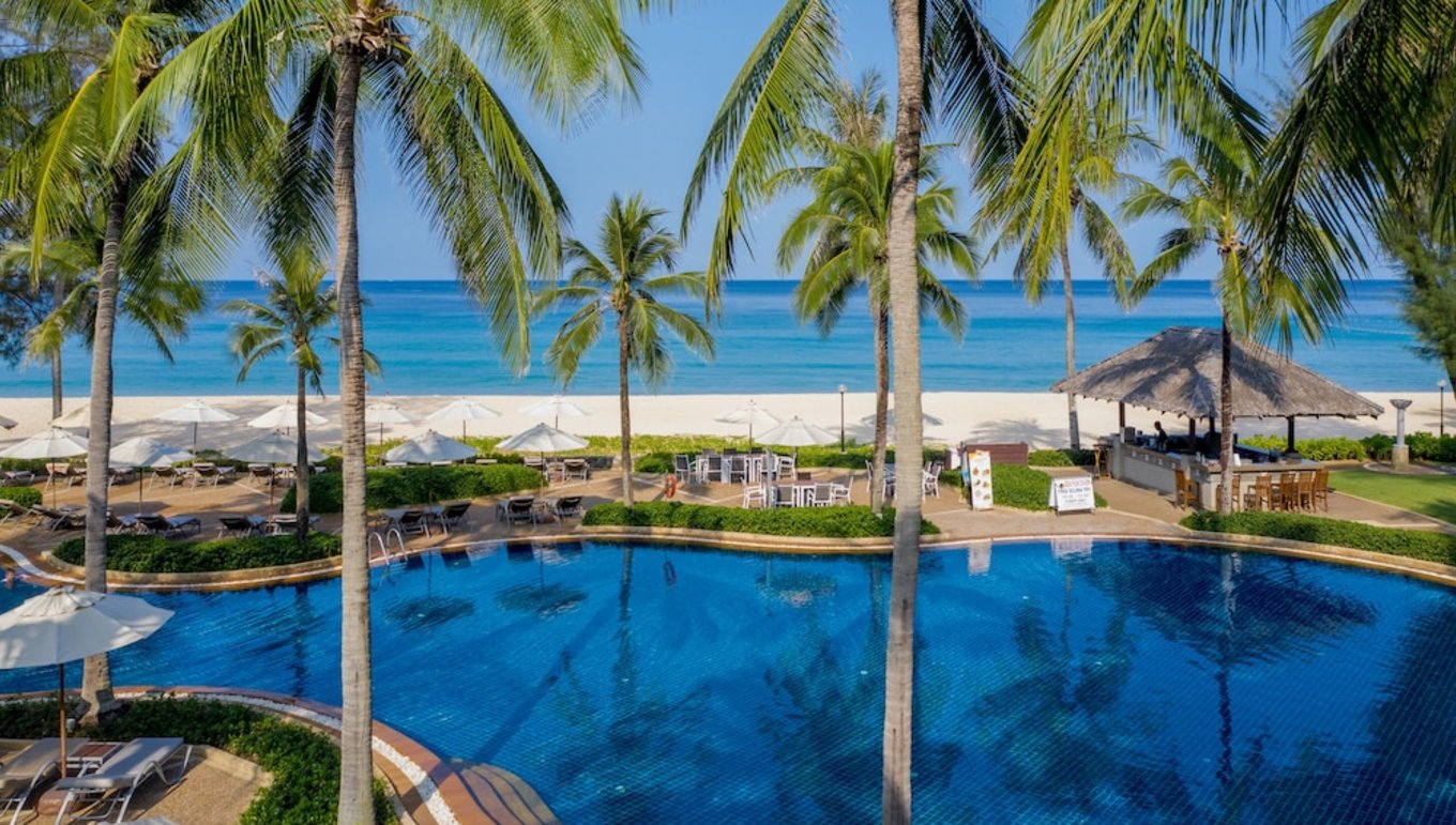 katathani resort pool