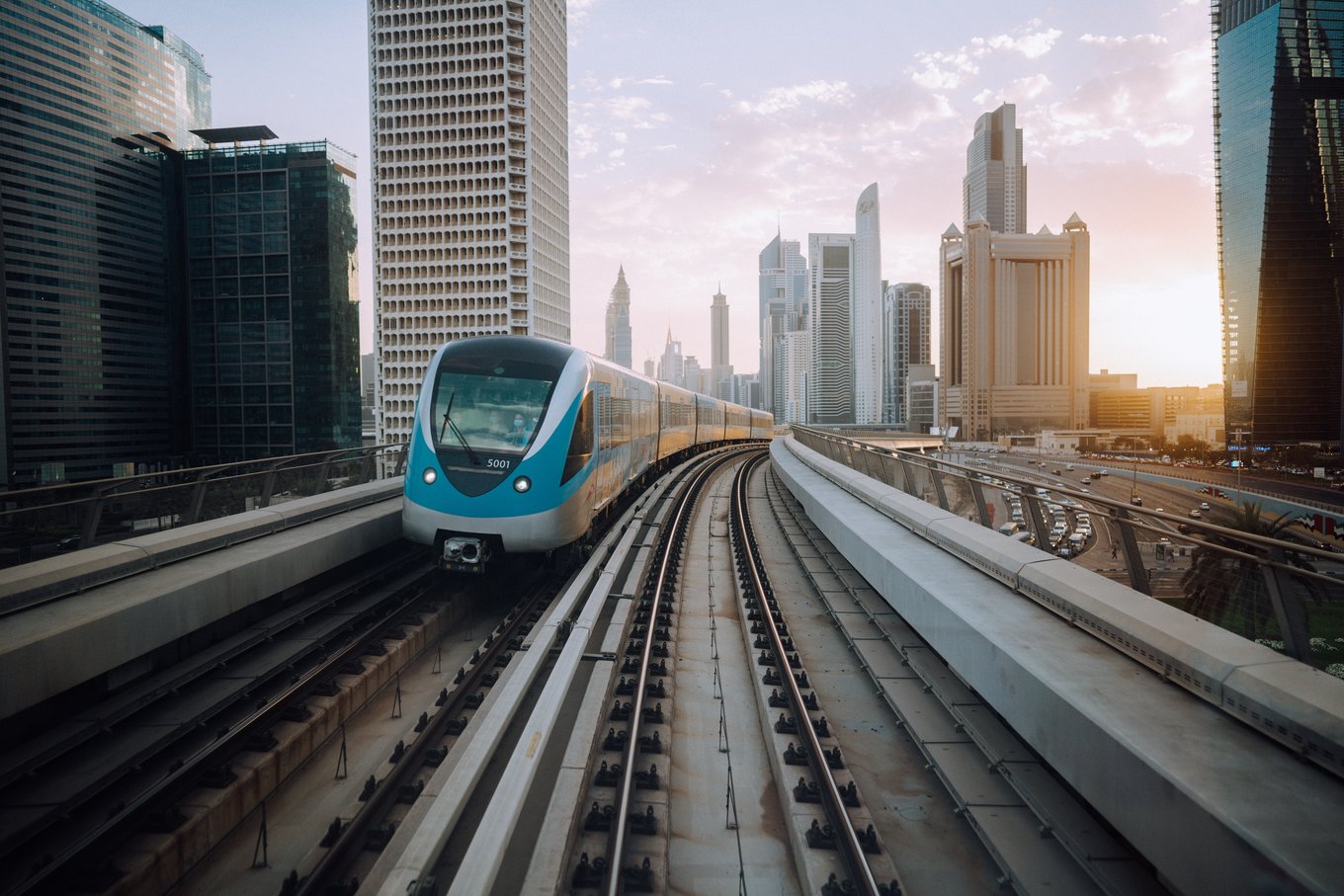 dubai metro train