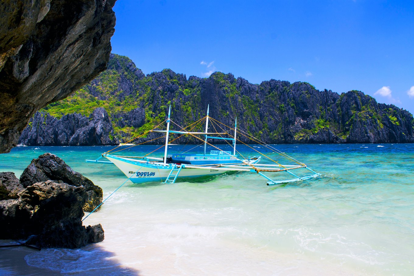 boats docked in coron 