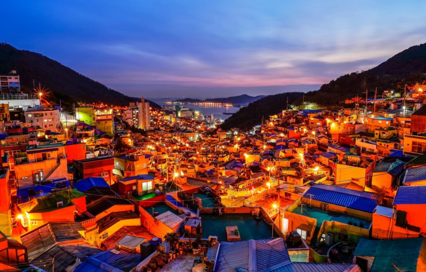 韓国　甘川文化村 カムチョンムナマウル　夜景