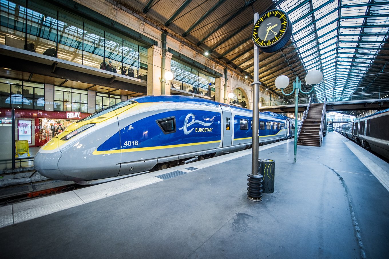 eurostar train in paris