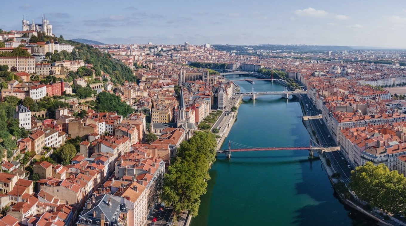 Lyon リヨン aerial cityscape 航空写真 夏