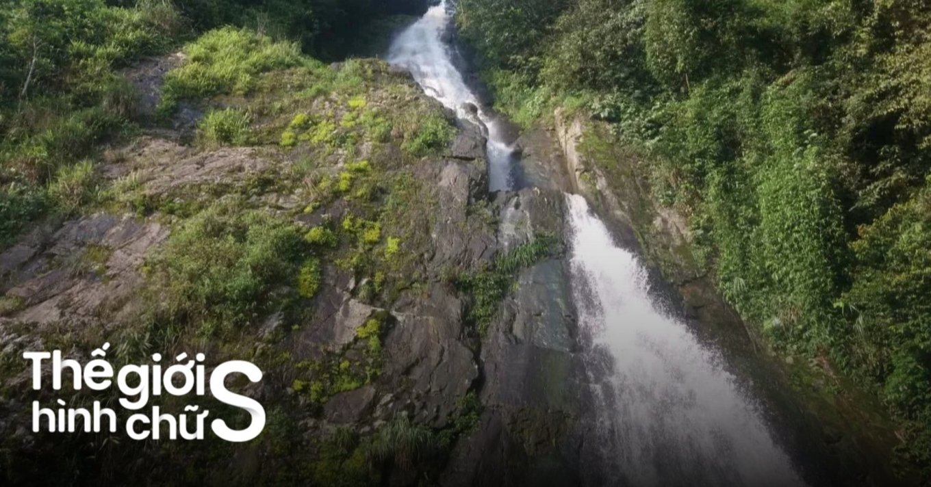 Thác Bạc Ở Tam Đảo