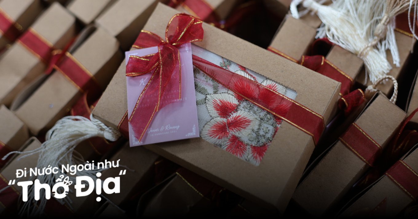 di-thuong-hai-mua-gi-lam-qua