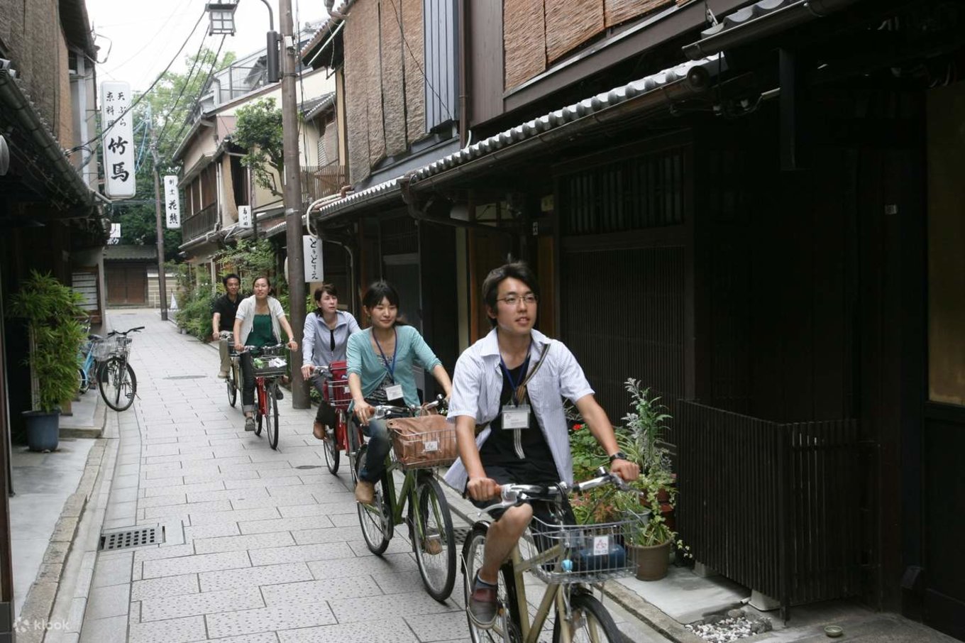 Cycle through the backstreets of Kyoto