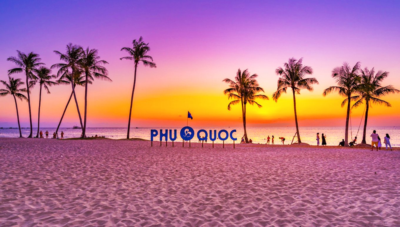 Phu Quoc beach and sunset