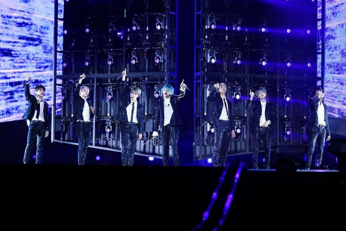 BTS in SG