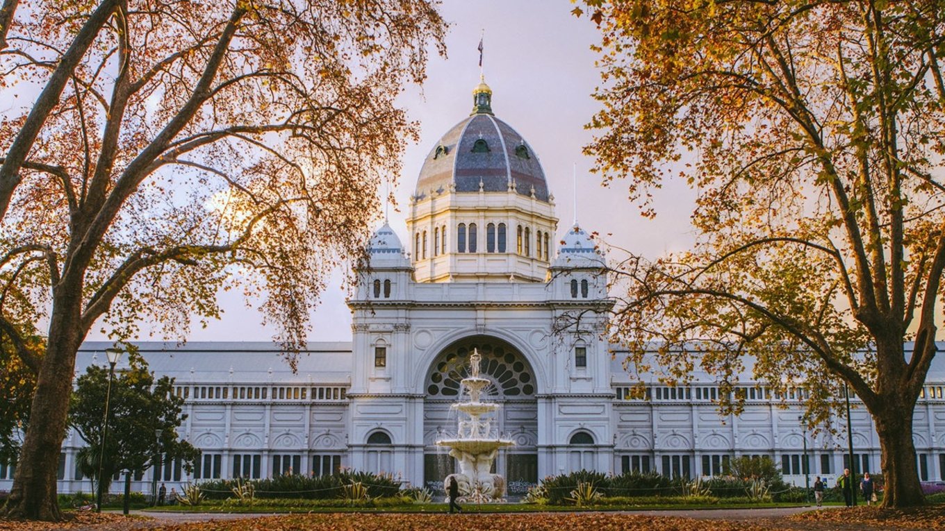 Autumn leaves in Carlton Gardens, Melbourne