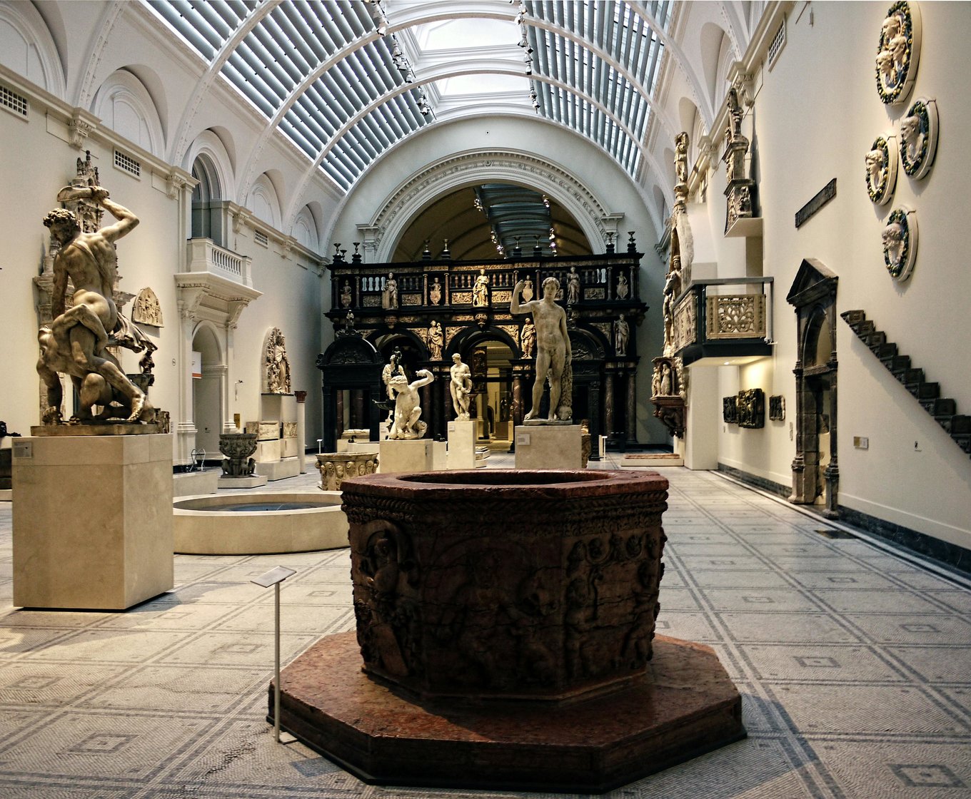 Historical artifacts at a museum in London | Photo Credits: Brett Jordan on Pexels