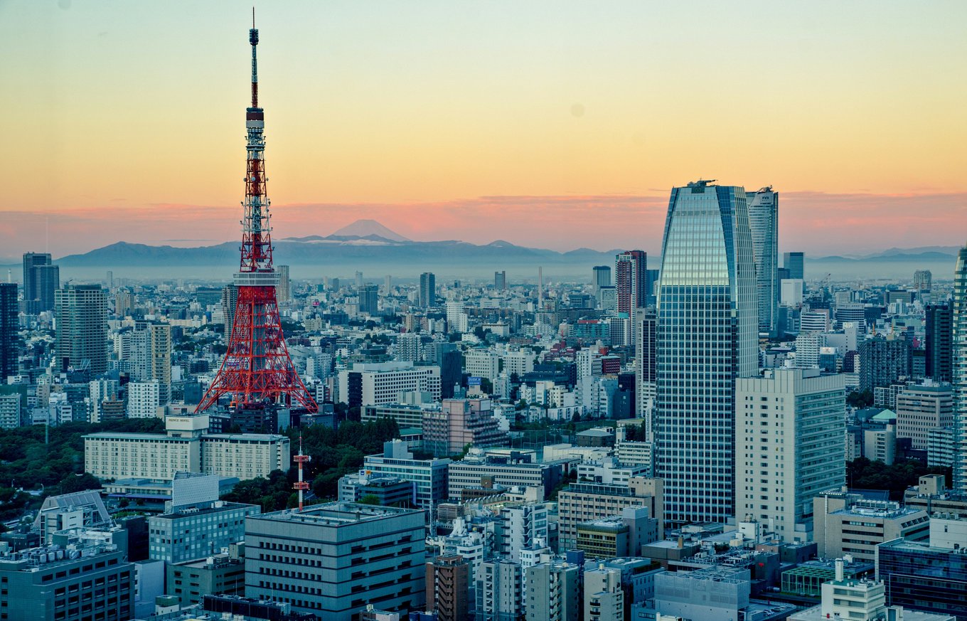 Tokyo’s beautiful skyline with the iconic Tokyo tower rising above the city / Photo credit: Clement Souchet on Unsplash