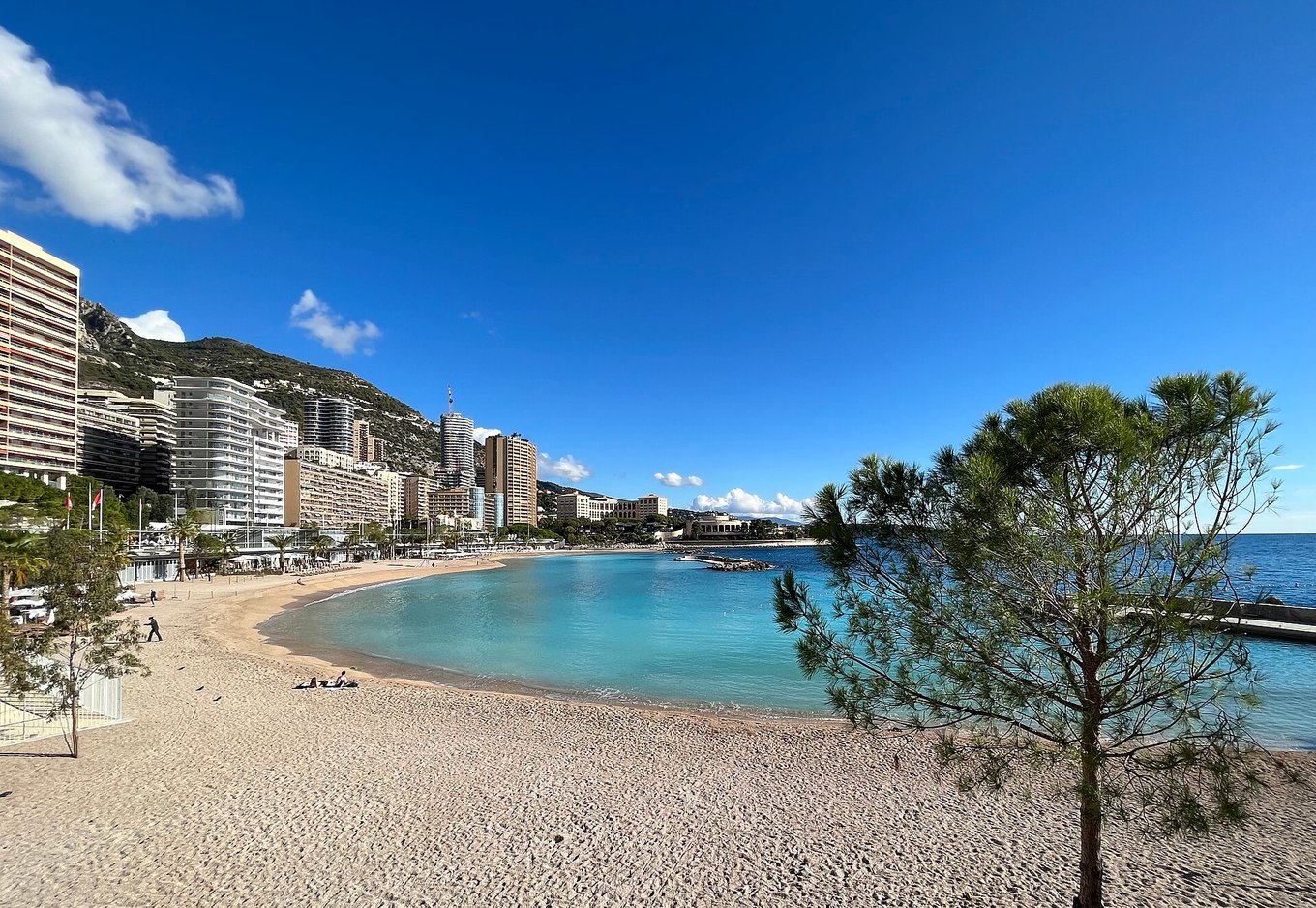 Larvotto Beach, luxurious beach in Monaco