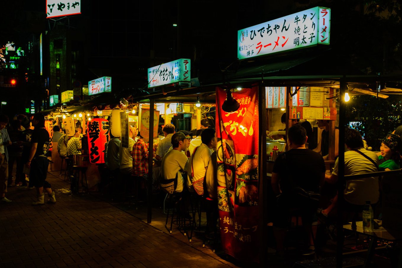 Yatai stalls in Nakasu | Photo Credit: Flickr