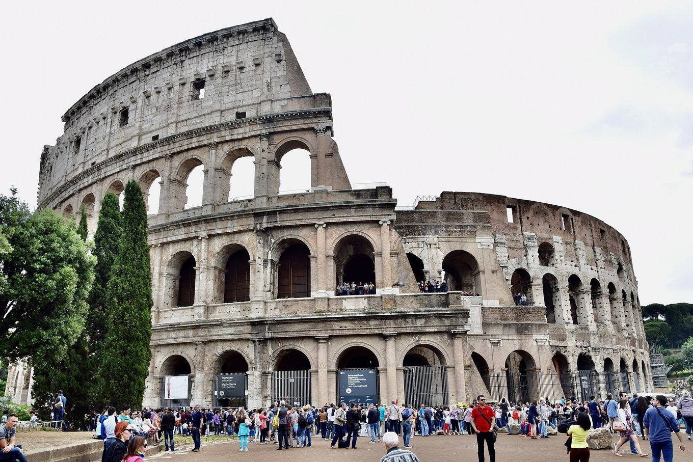Colosseum entrances | Photo Credits: Ank Kumar on Wikimedia
