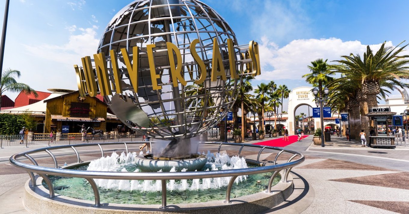 Universal Studios globe