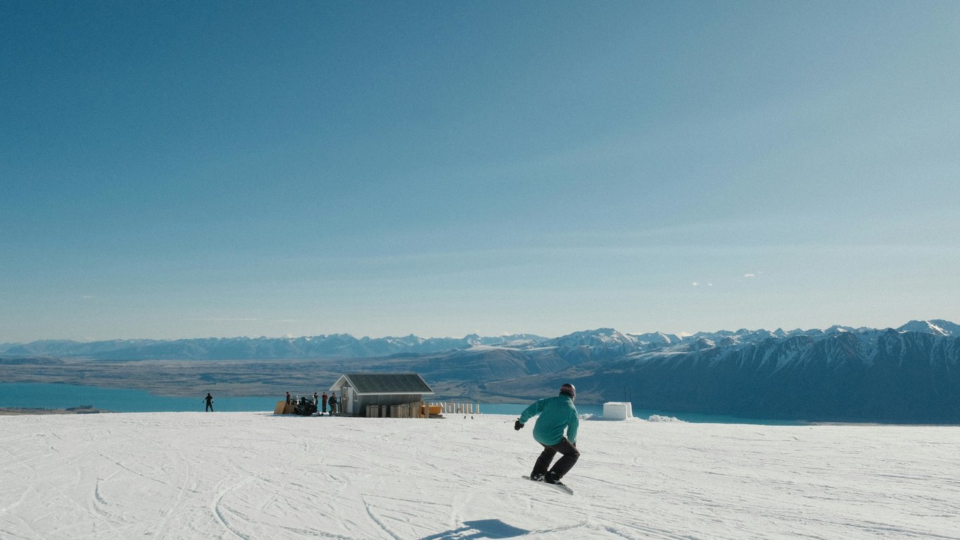 Snowboarding in New Zealand | Photo Credits: Shashank Brahmavar on Pexels