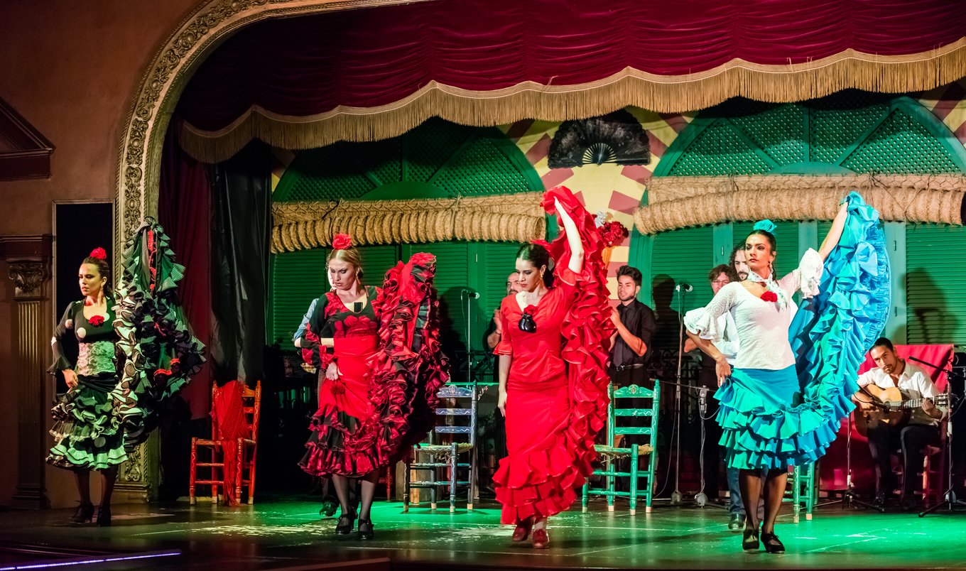Flamenco show in Teatro Flamenco Sevilla | Photo Credit: Wikimedia Commons