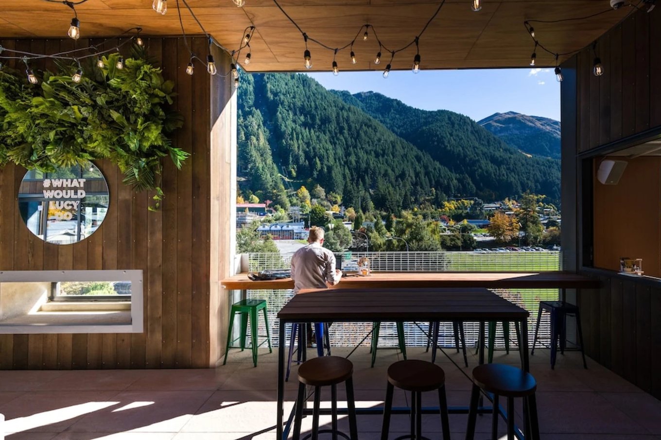 Relaxing in the common area in Lylo Queenstown