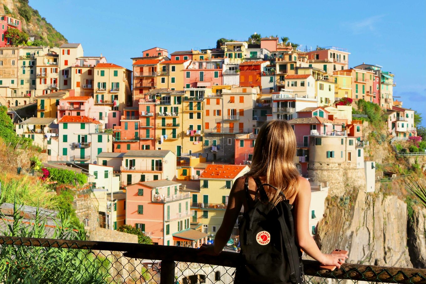 Tourist in Italy | Photo Credit: Sofia Alberti on Unsplash