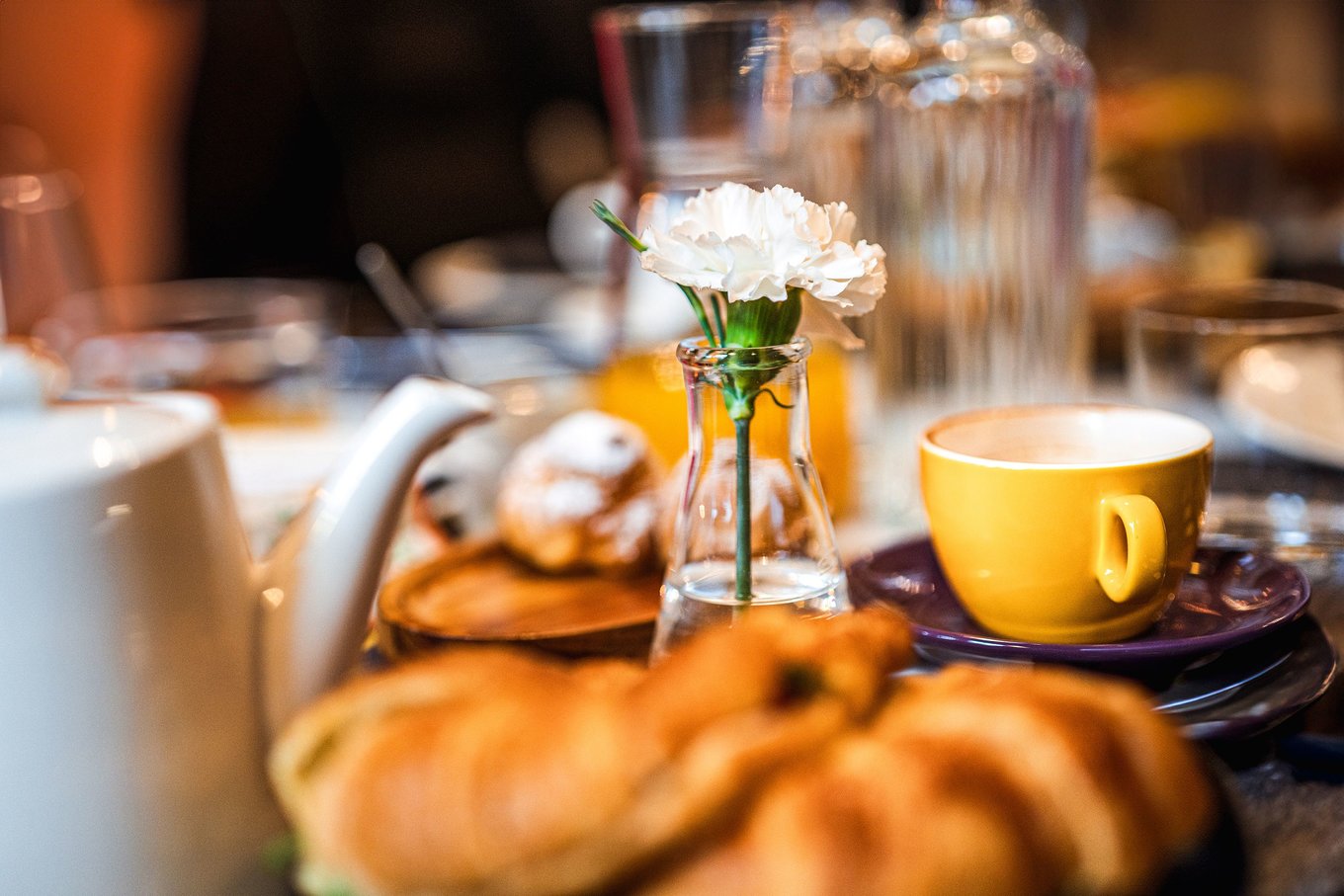 Florence breakfast | Photo Credits: Jakub Zerdzicki on Pexels