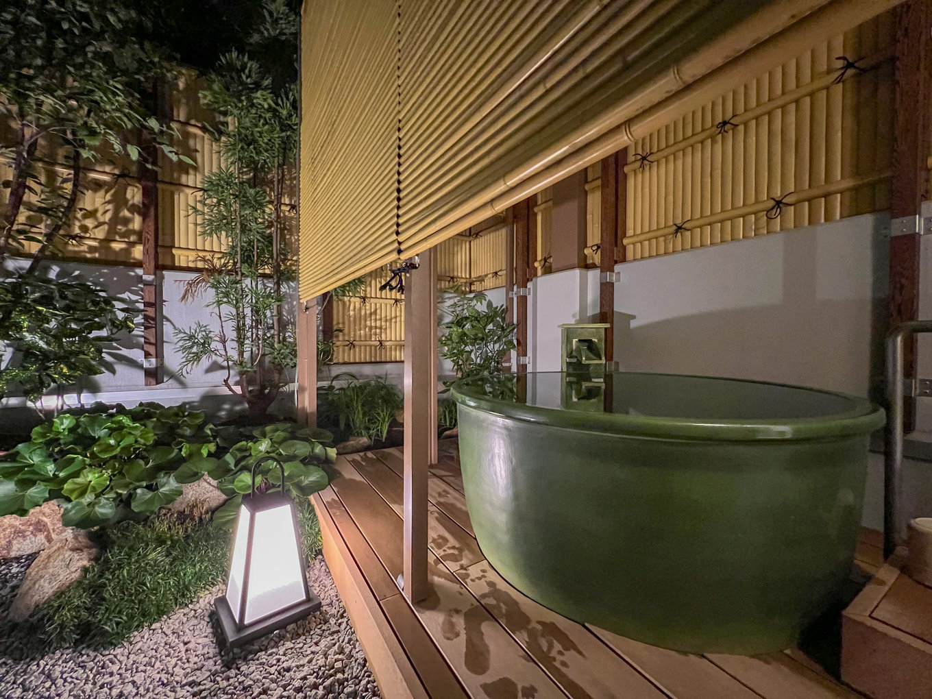 Outdoor bath in Solaniwa Onsen