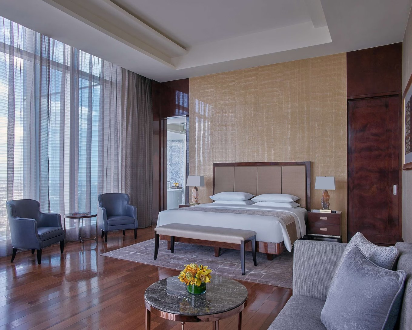 taguig-head-banner-grand-hyatt-manila