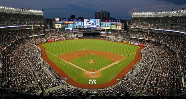 ヤンキースタジアム ニューヨークで野球観戦｜ヤンキースのチケット購入方法
