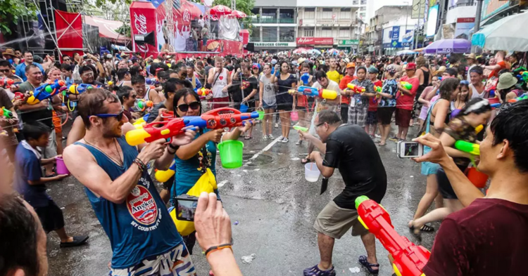You're Guaranteed A Soaking Good Time at Songkran Festival Thailand 2019 -  Klook Travel Blog