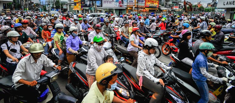 The Insider's Tips to Deal the Incredible Traffic in Vietnam