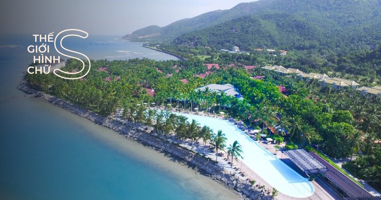 DU KHÁCH ĐANG CHIA SẺ TRẢI NGHIỆM THƯ GIÃN TẠI KHU NGHỈ DƯỠNG DIAMOND BAY