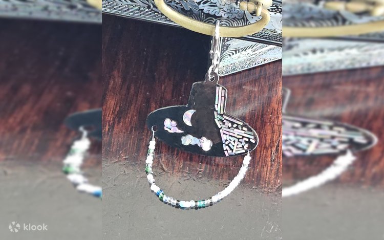 Make Your Own Traditional Korean Mother-of-Pearl Gat Keychain