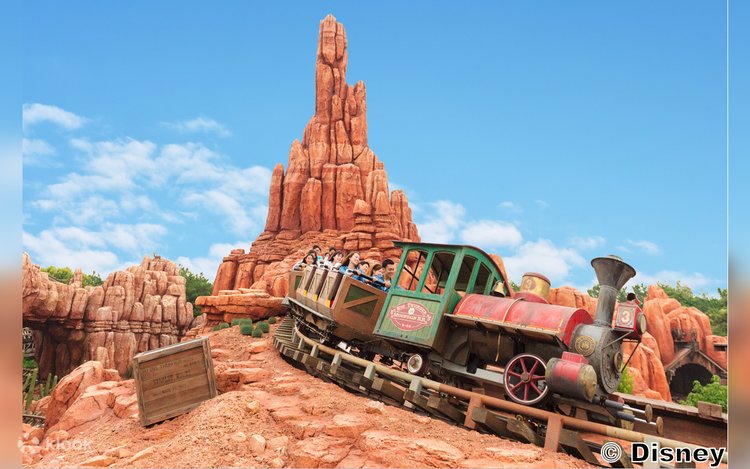 Tokyo Disneyland & Tokyo DisneySea Park Ticket - Klook