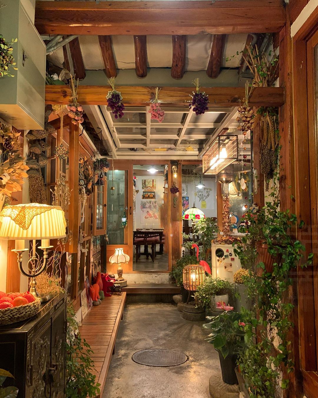 14 Cafes and Coffee Shops in South Korea Featured in Your Favorite KDramas Klook Travel Blog