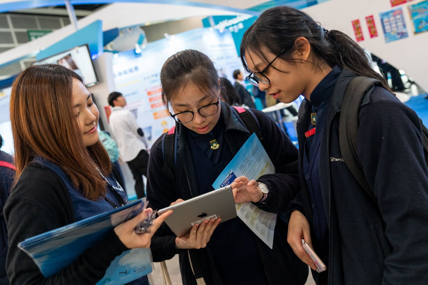 637eb9778423a99c4a9043a95d431e2e3