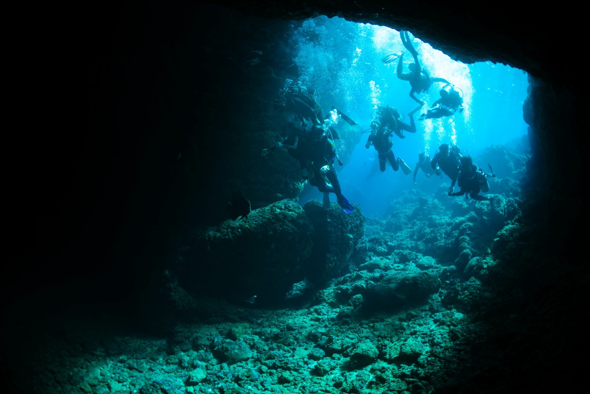 沖縄 青の洞窟 満足度1 完全貸切ダイビングツアーに参加してみた 21 Klookブログ