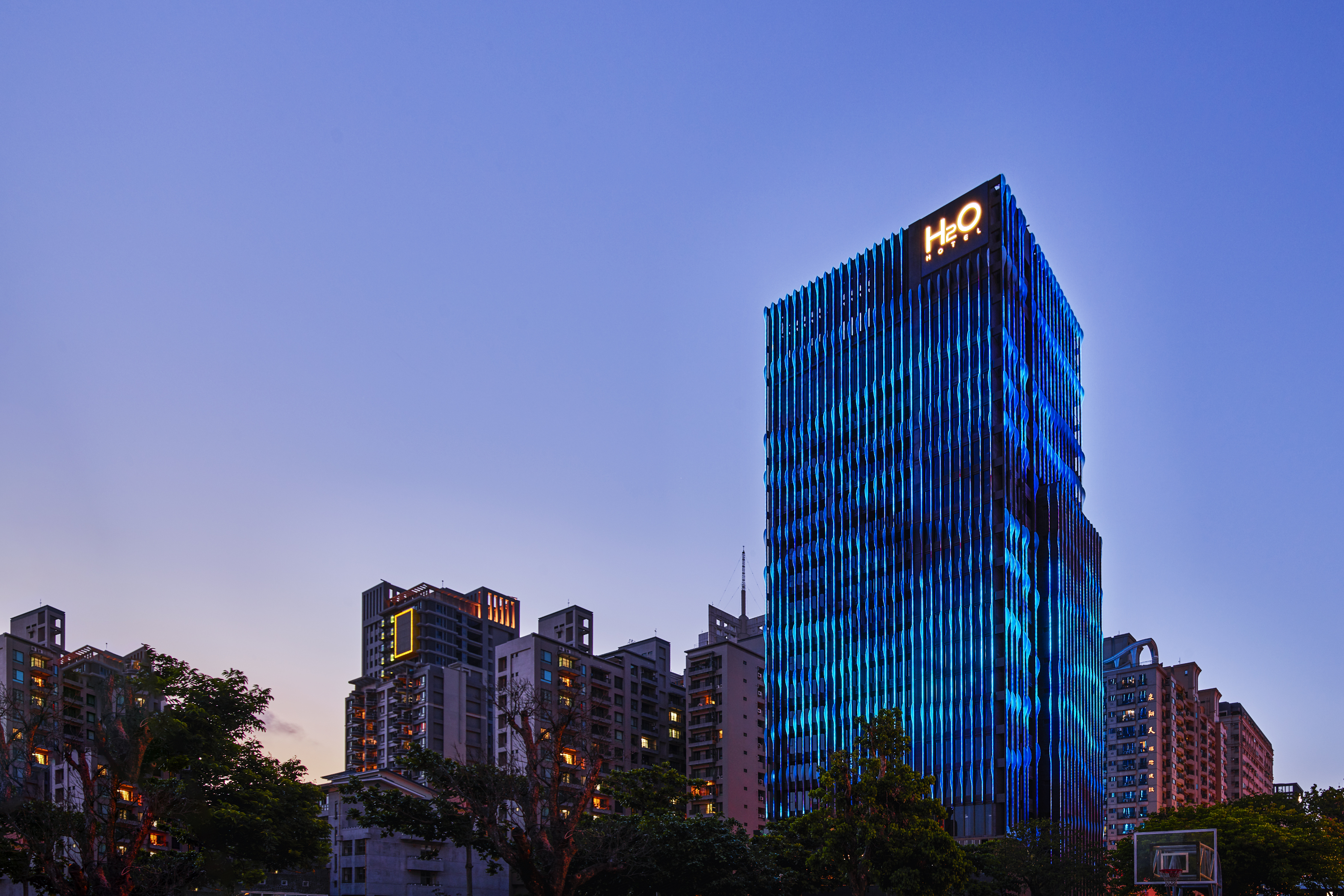 H2O Hotel