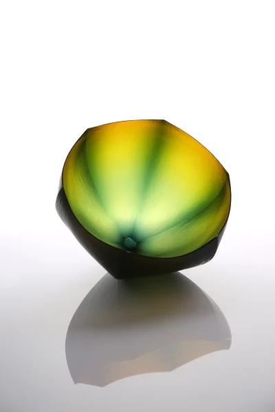 Kim Joon-Yong, Sunset in A Bowl, 2020, Blown and cold-worked glass, 41 x 41 x 28 cm