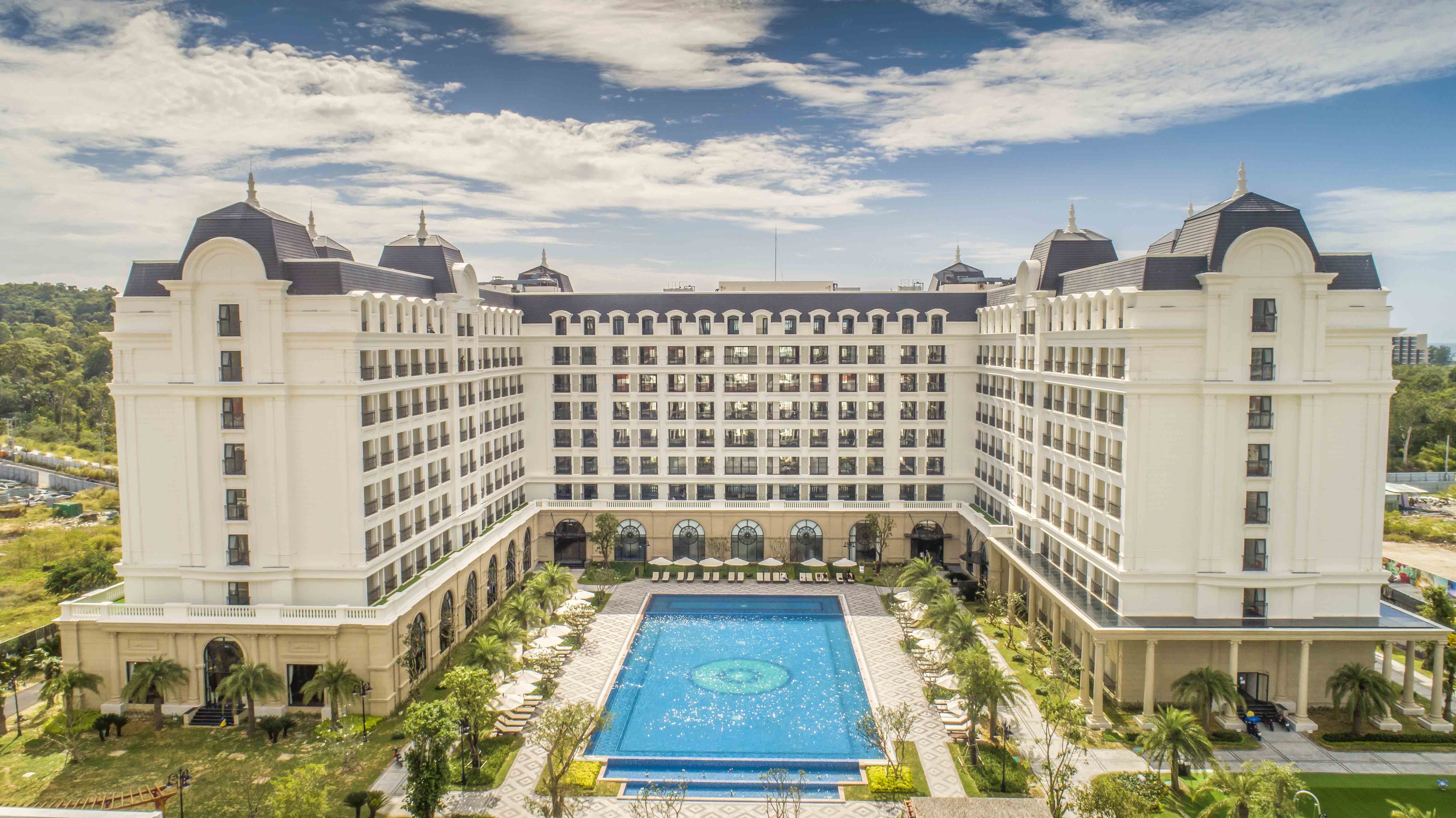 Vinholidays Fiesta Phu Quoc in Phu Quoc District | 2025 Updated prices, deals - Klook International site