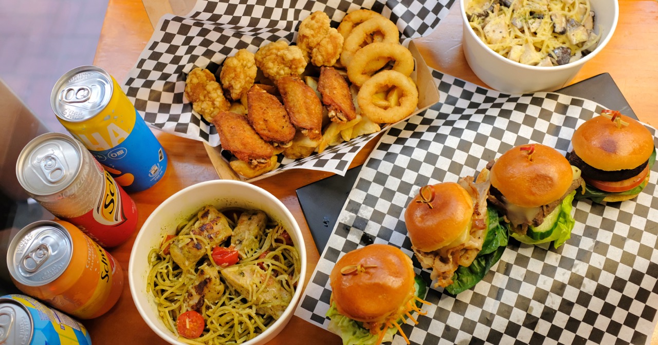 La Casa Burger & Pasta | High Quality Burger Catering | Exclusive Delivery Discount for Most Sets